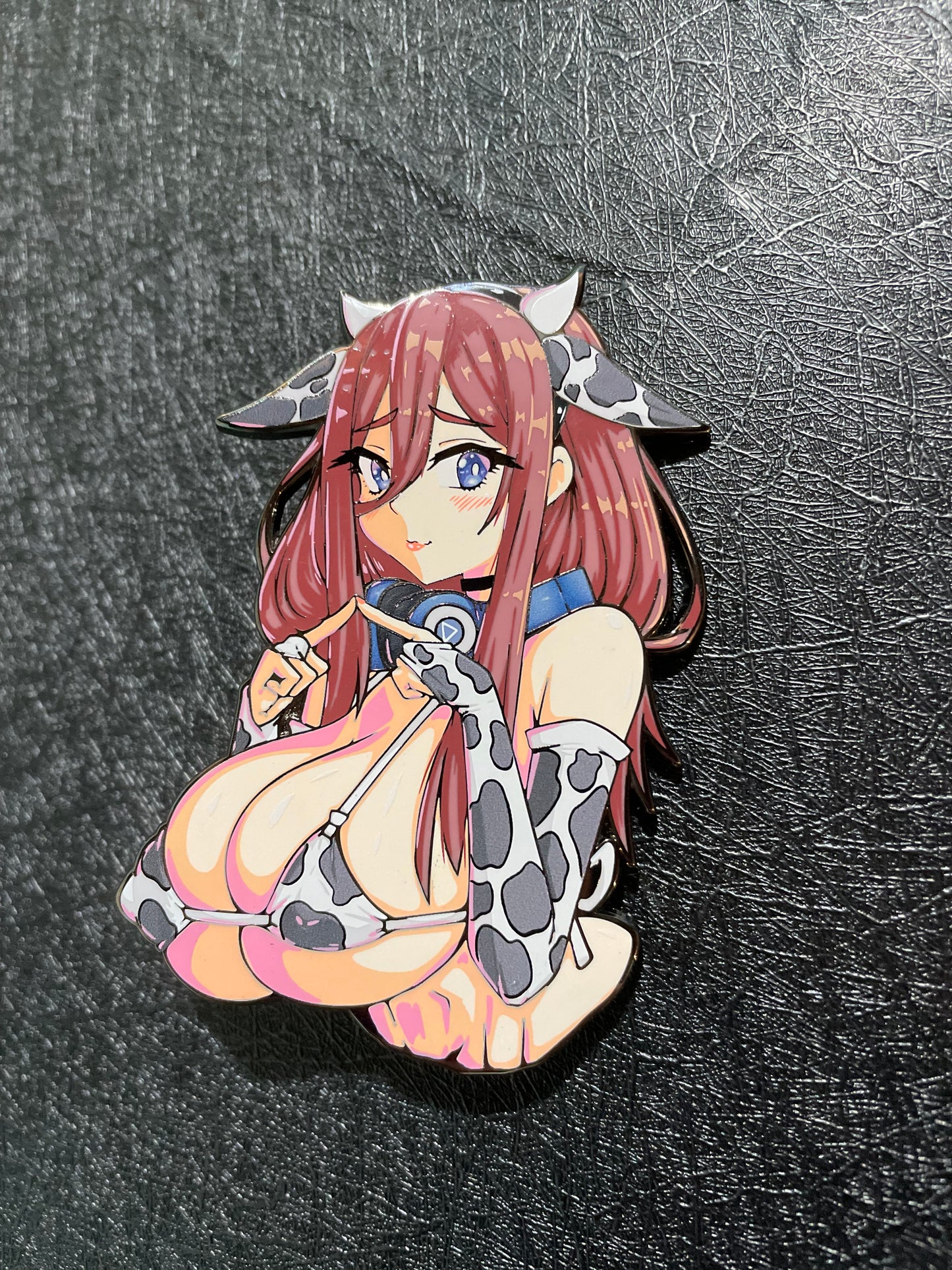 Miku Nakano - Moo-Moo Milkers - Enamel Pin